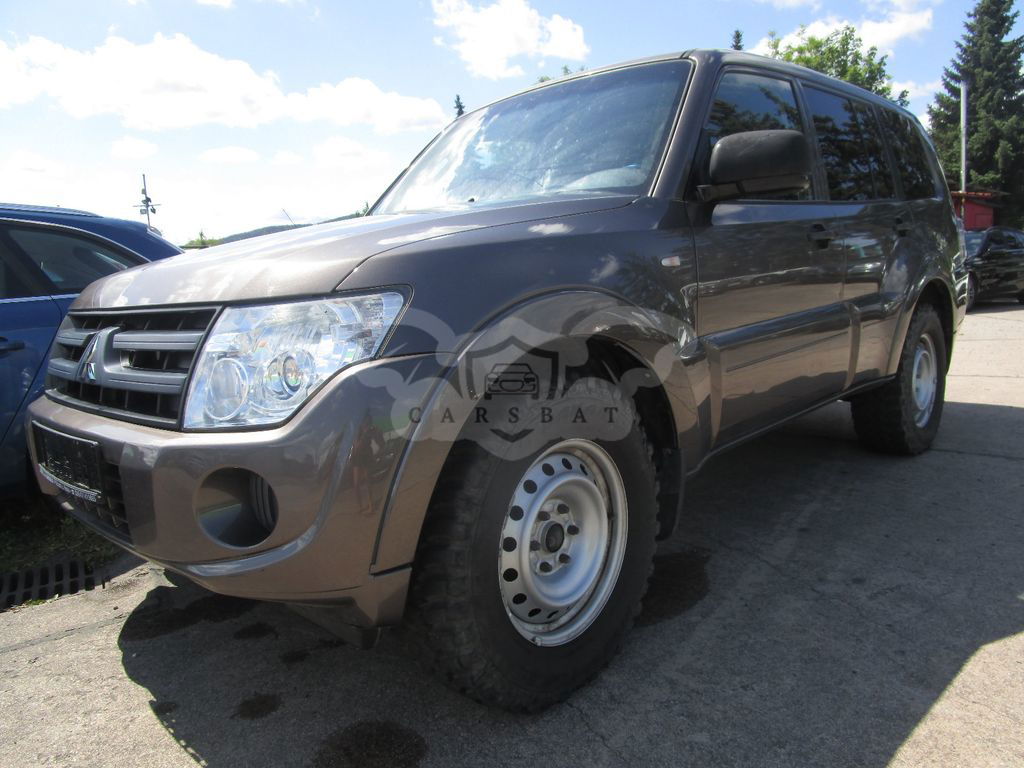 Mitsubishi Pajero 2014