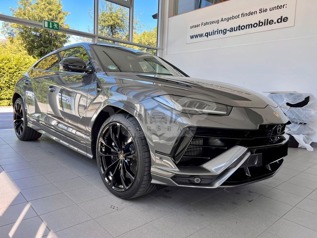 Lamborghini Urus 2024