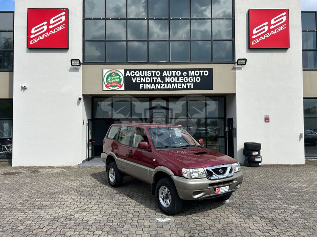 Nissan Terrano 2001