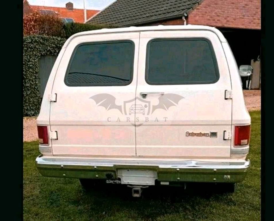 Chevrolet Suburban 1984
