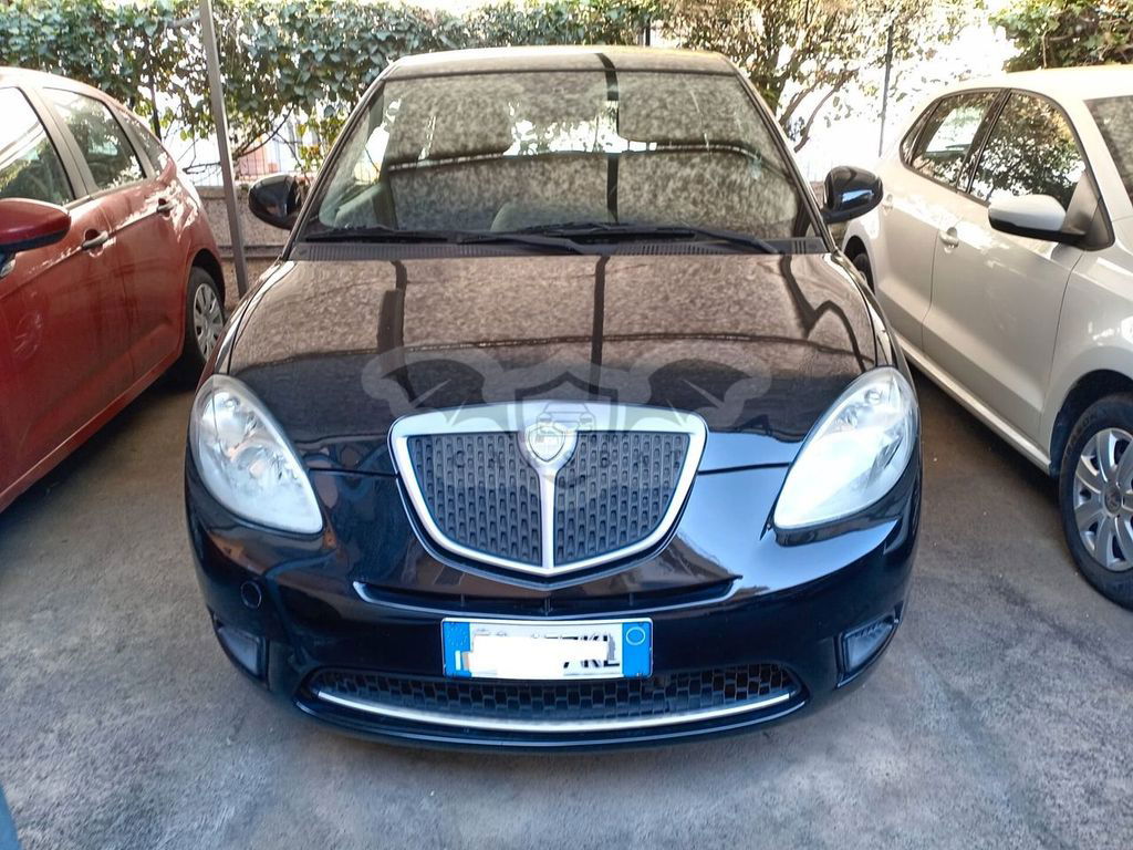Lancia Ypsilon 2010