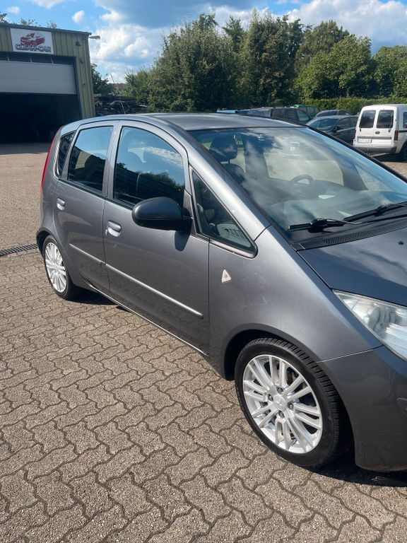 Mitsubishi Colt 2006
