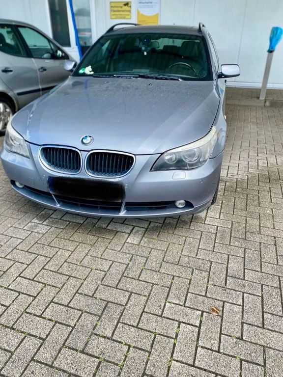 BMW M5 2005