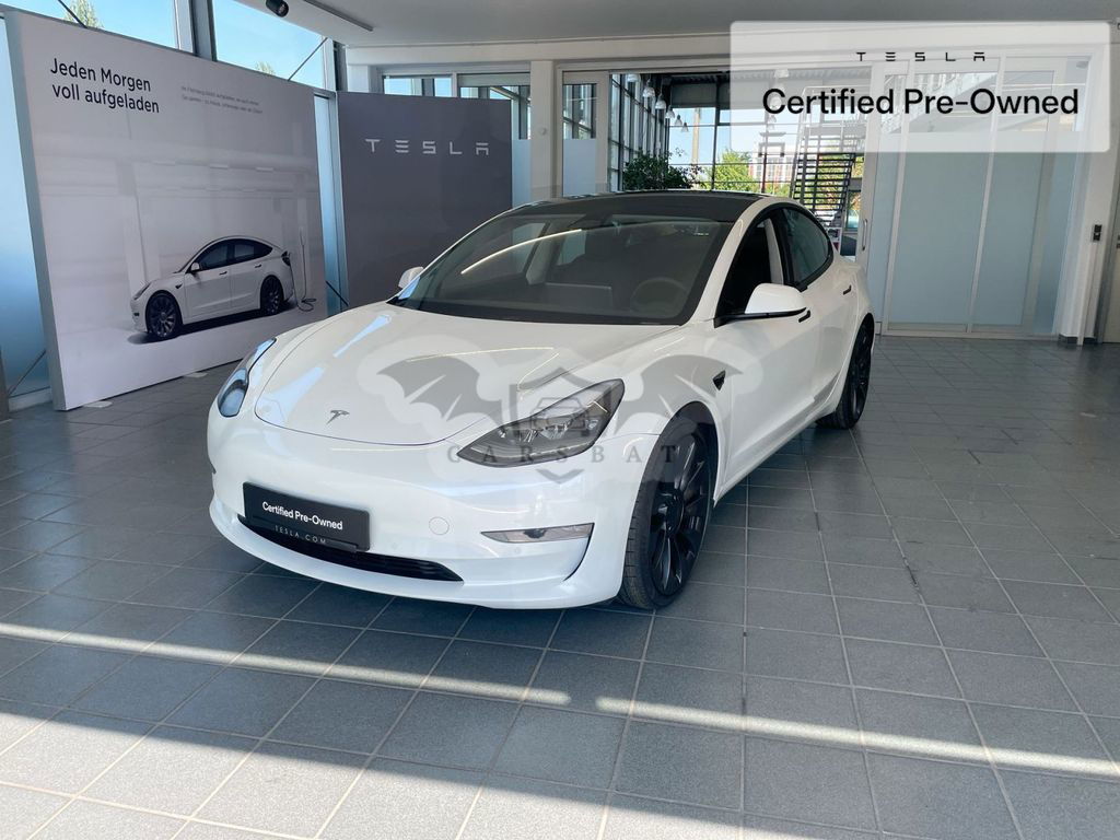 Tesla Model 3 2021