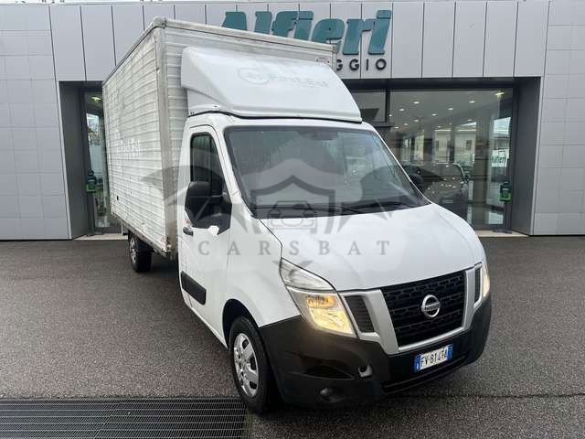 Nissan NV400 2019