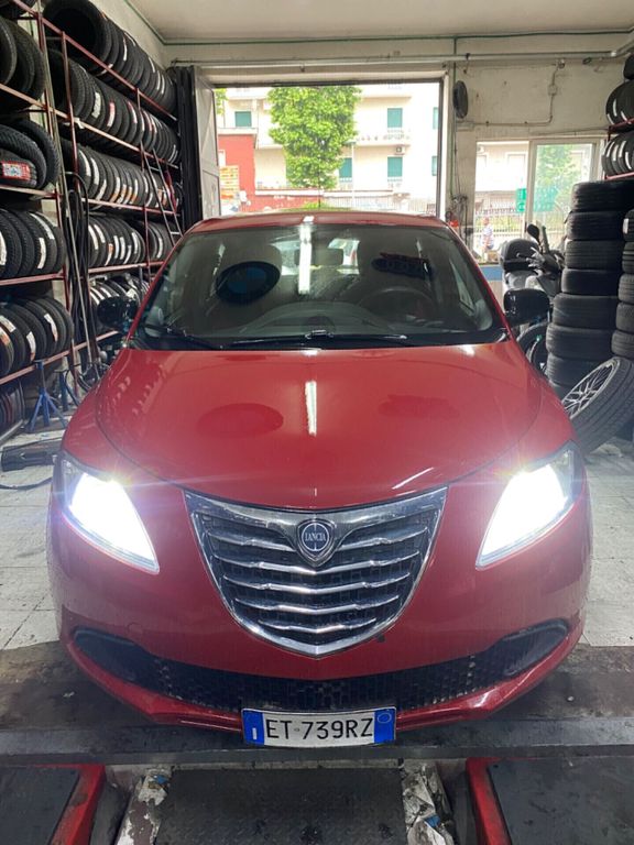 Lancia Ypsilon 2014