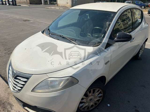 Lancia Ypsilon 2011