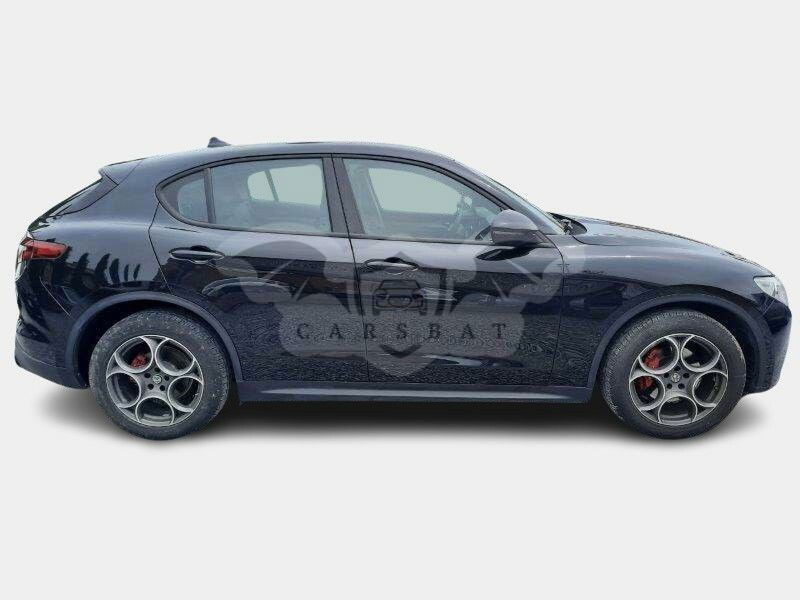 Alfa Romeo Stelvio 2021