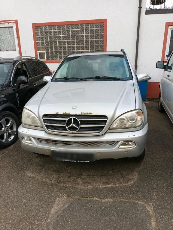 Mercedes-Benz ML 400 2003