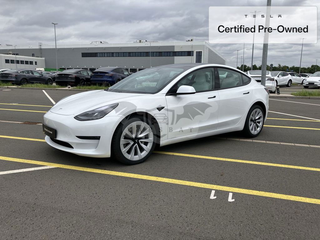 Tesla Model 3 2021