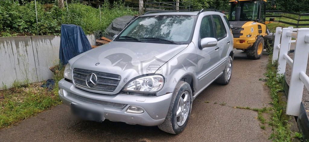 Mercedes-Benz ML 400 2003