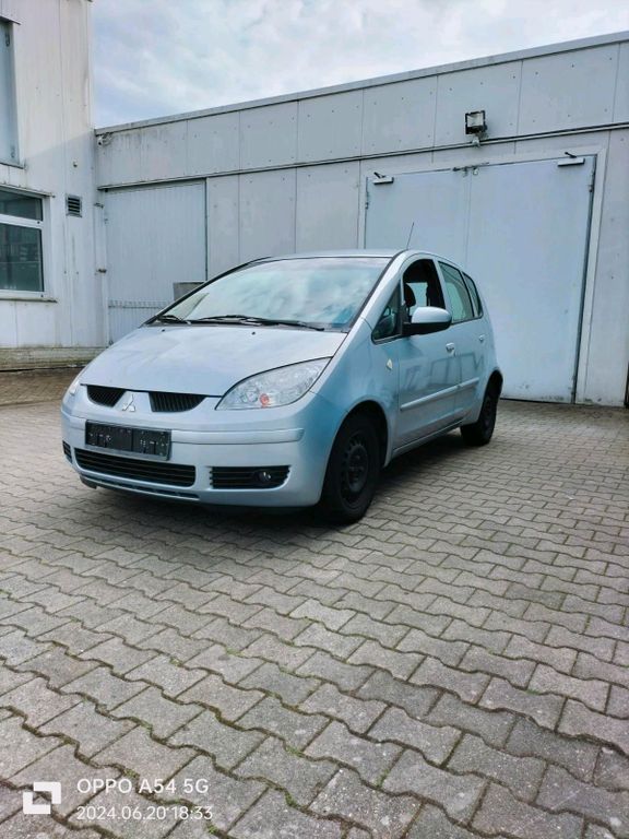 Mitsubishi Colt 2004
