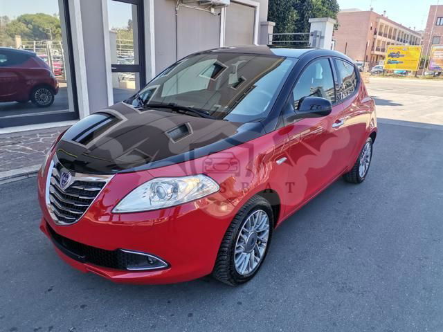 Lancia Ypsilon 2012
