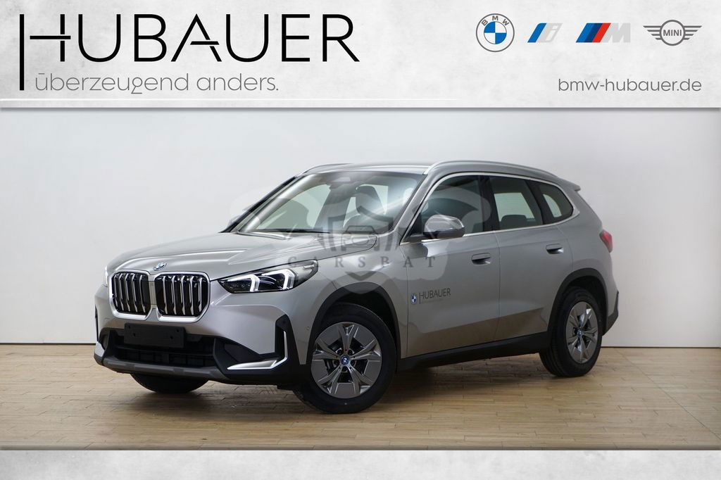 BMW iX1 2023