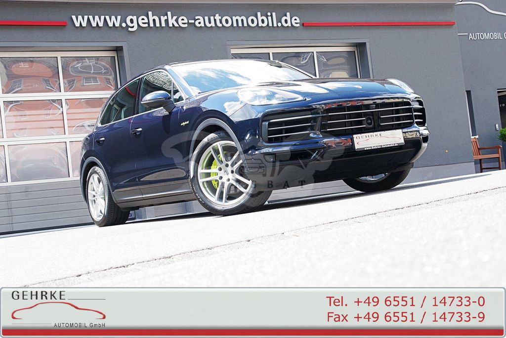 Porsche Cayenne 2021