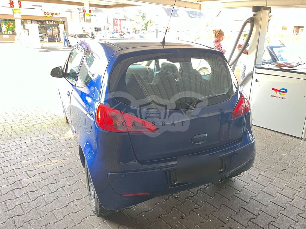 Mitsubishi Colt 2006