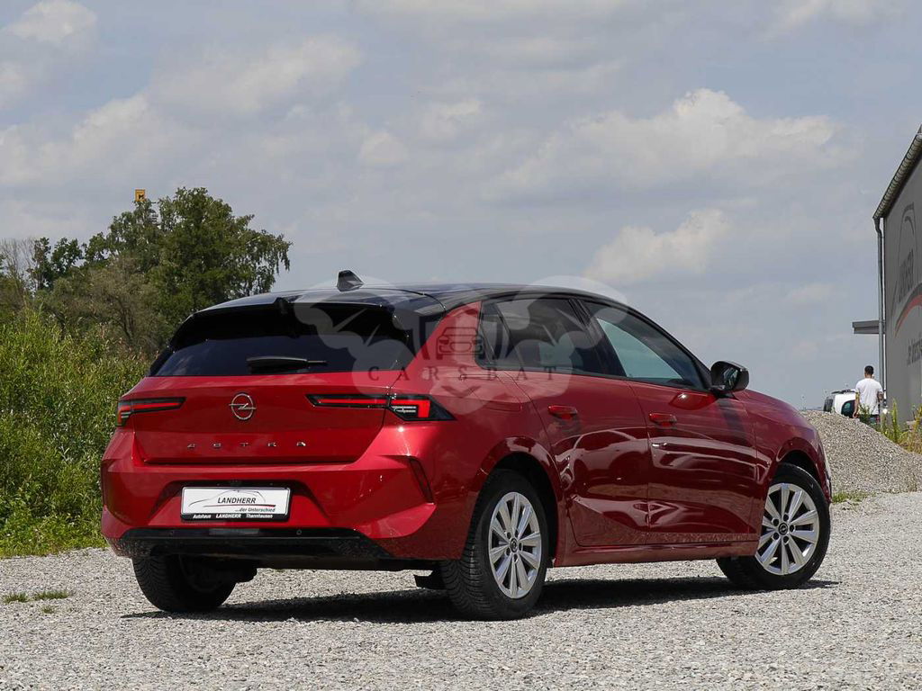 Opel Astra 2023