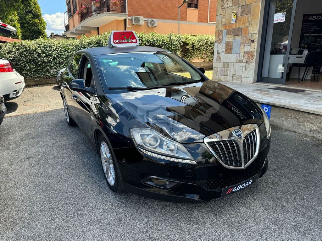 Lancia Delta 2010