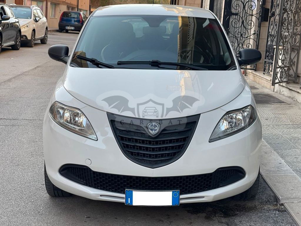 Lancia Ypsilon 2014