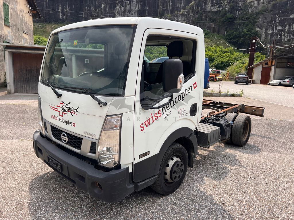 Nissan NT 2018