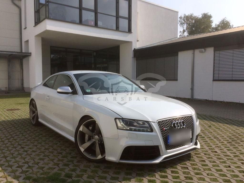 Audi RS5 2010