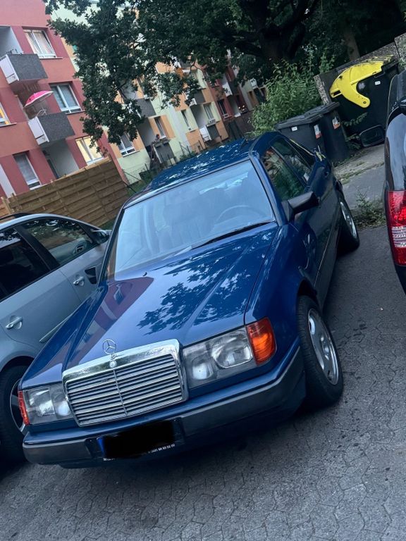 Mercedes-Benz 250 1988