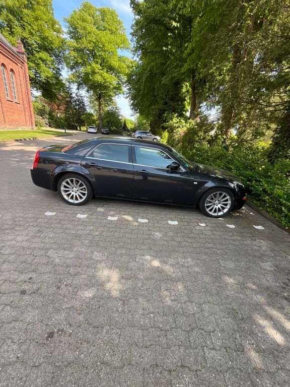 Chrysler 300C 2010