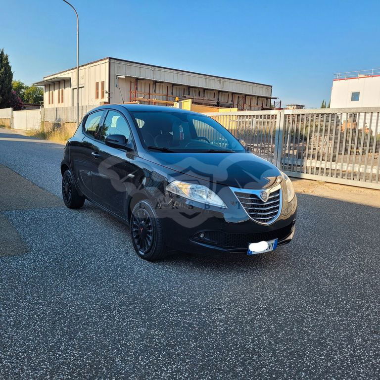 Lancia Ypsilon 2014
