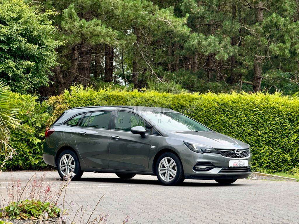 Opel Astra 2021