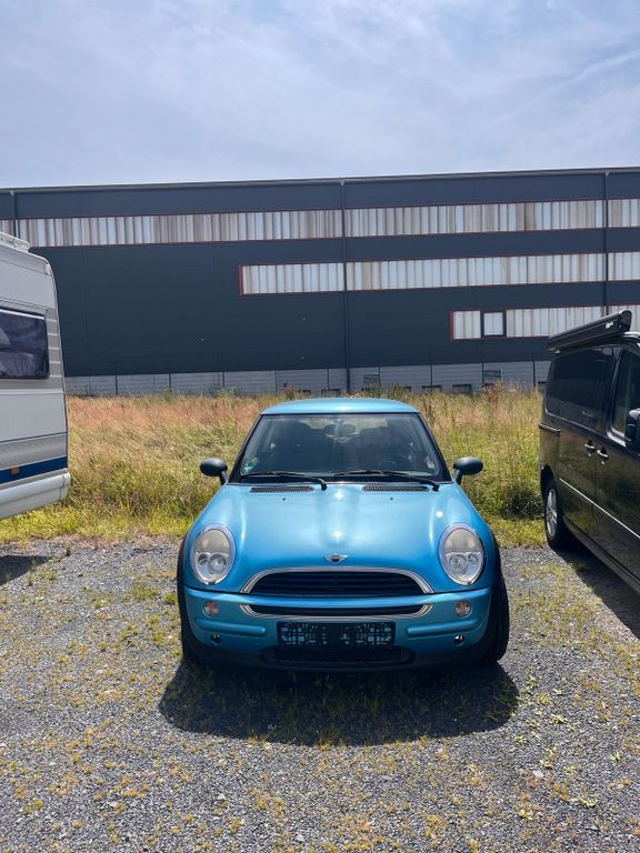 Mini One 2004