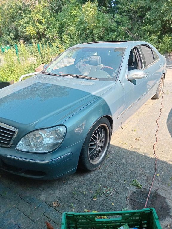Mercedes-Benz 350 2005
