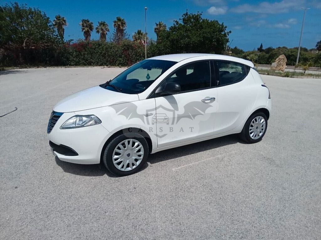 Lancia Ypsilon 2014
