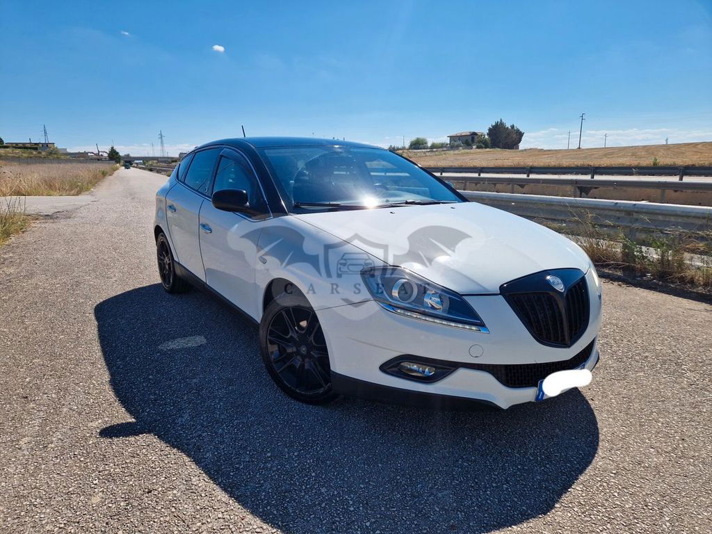 Lancia Delta 2011
