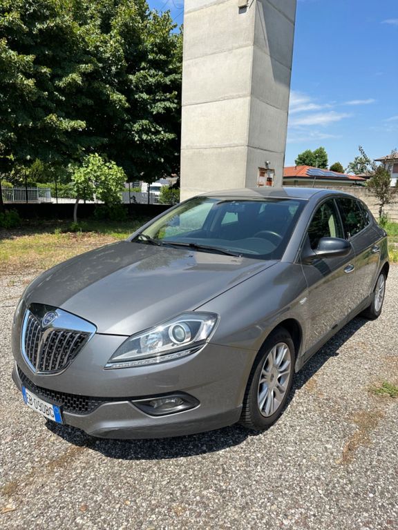 Lancia Delta 2010