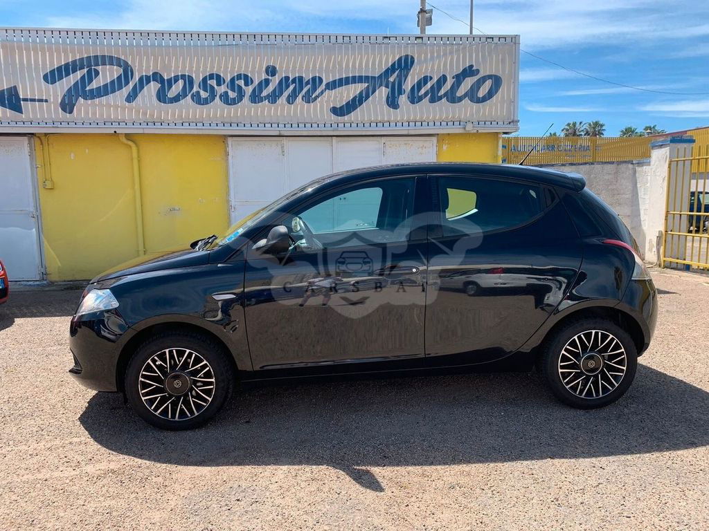 Lancia Ypsilon 2014
