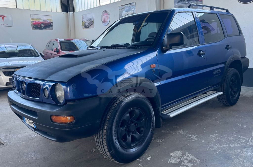 Nissan Terrano 1999