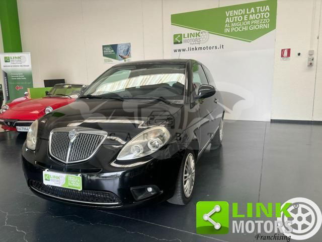 Lancia Ypsilon 2011