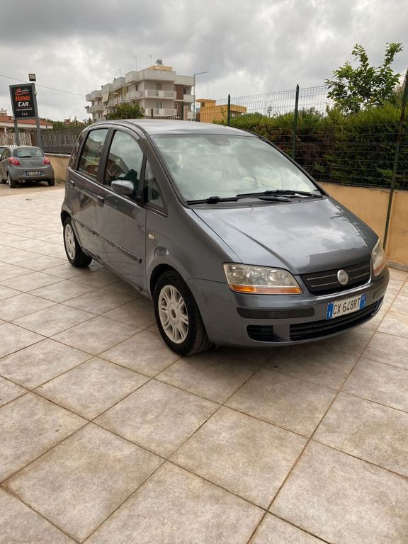 Fiat Idea 2005