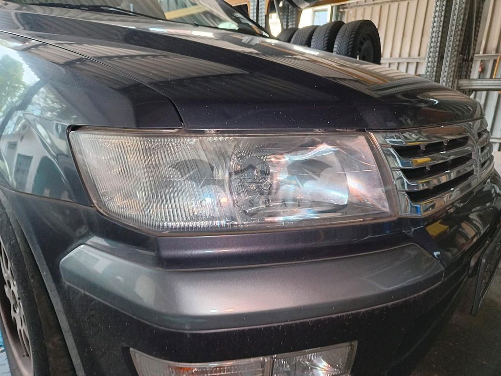 Mitsubishi Space Wagon 1999