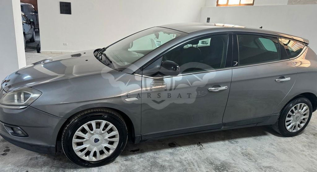Lancia Delta 2010