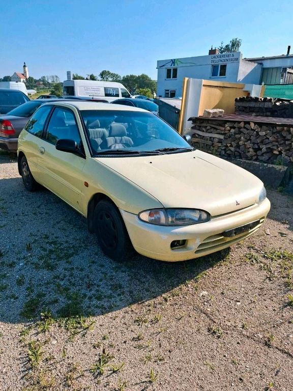 Mitsubishi Colt 1995