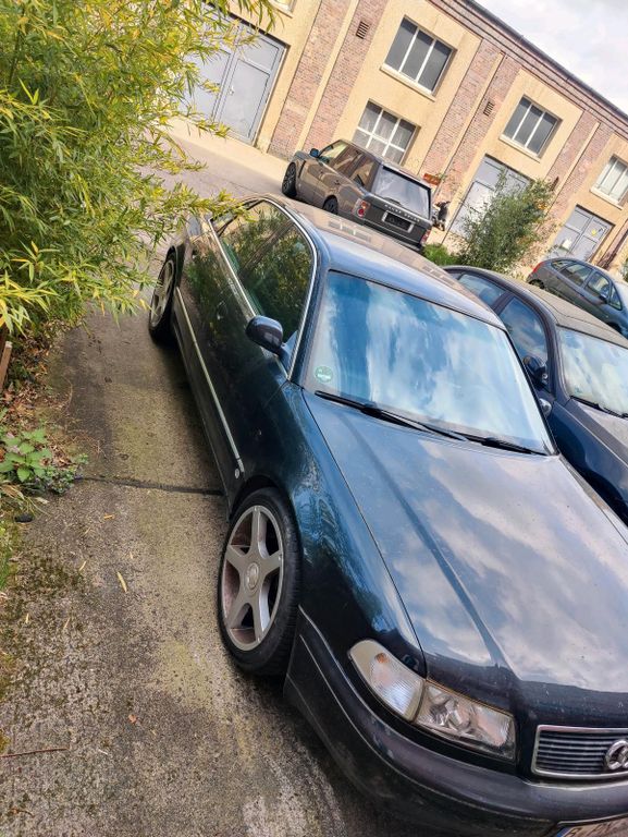 Audi A8 1999