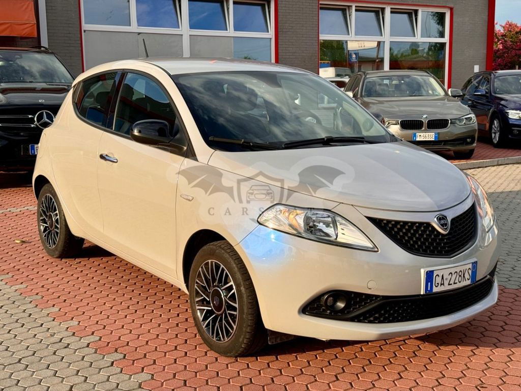 Lancia Ypsilon 2020