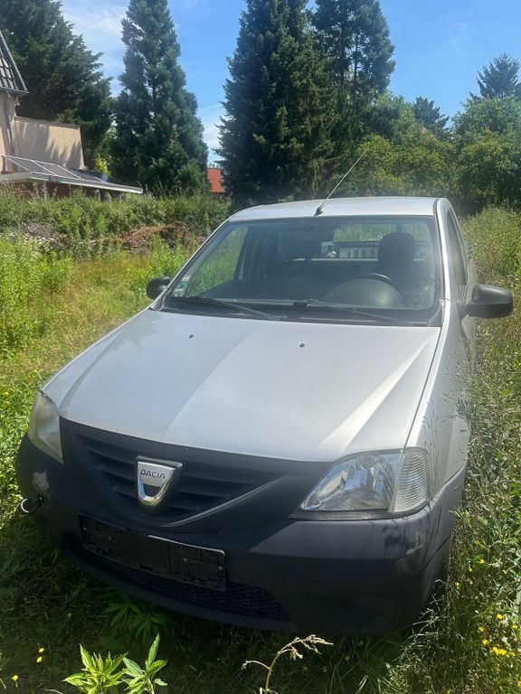 Dacia Logan 2011