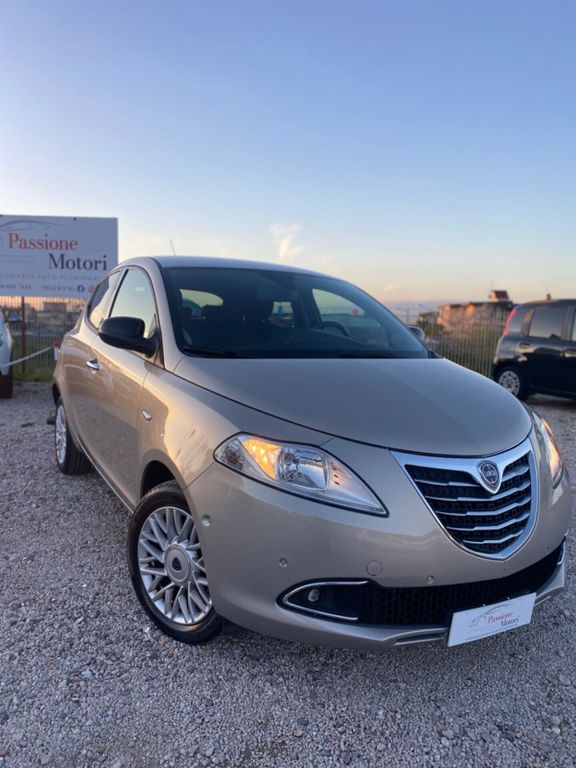 Lancia Ypsilon 2015