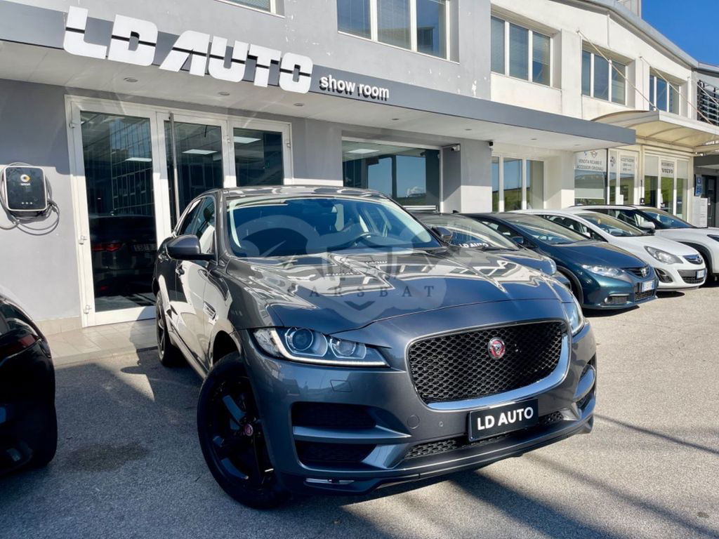 Jaguar F-Pace 2017