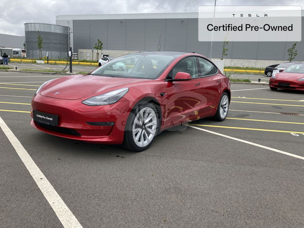 Tesla Model 3 2021
