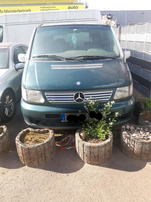 Mercedes-Benz V 2000