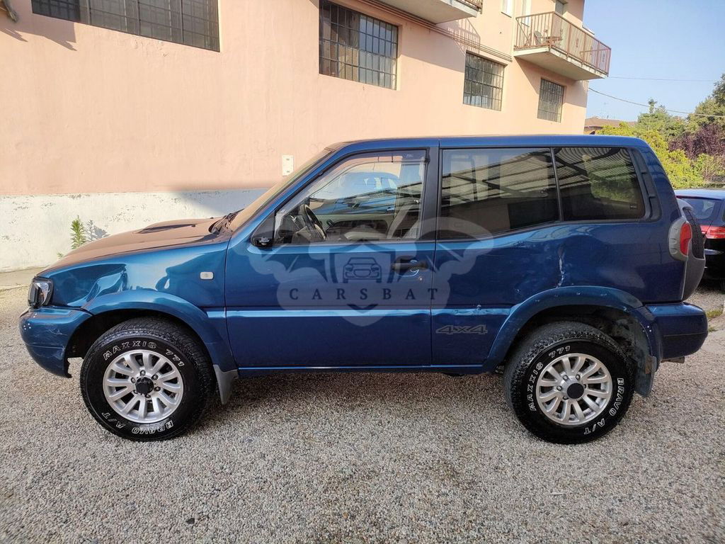Nissan Terrano 2000