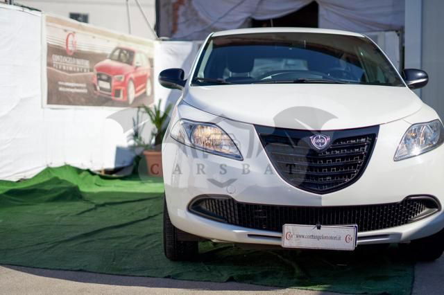 Lancia Ypsilon 2014